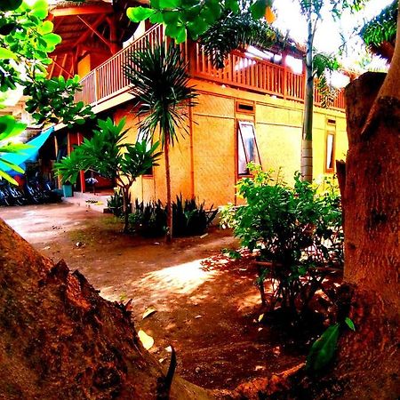 Lima Bintang Gili Trawangan Exterior foto