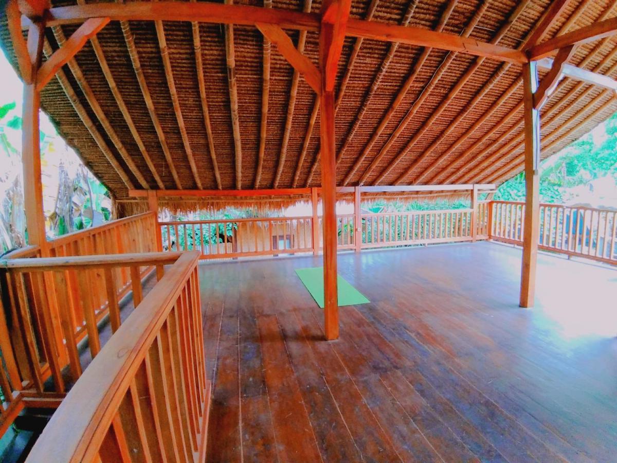Lima Bintang Gili Trawangan Exterior foto