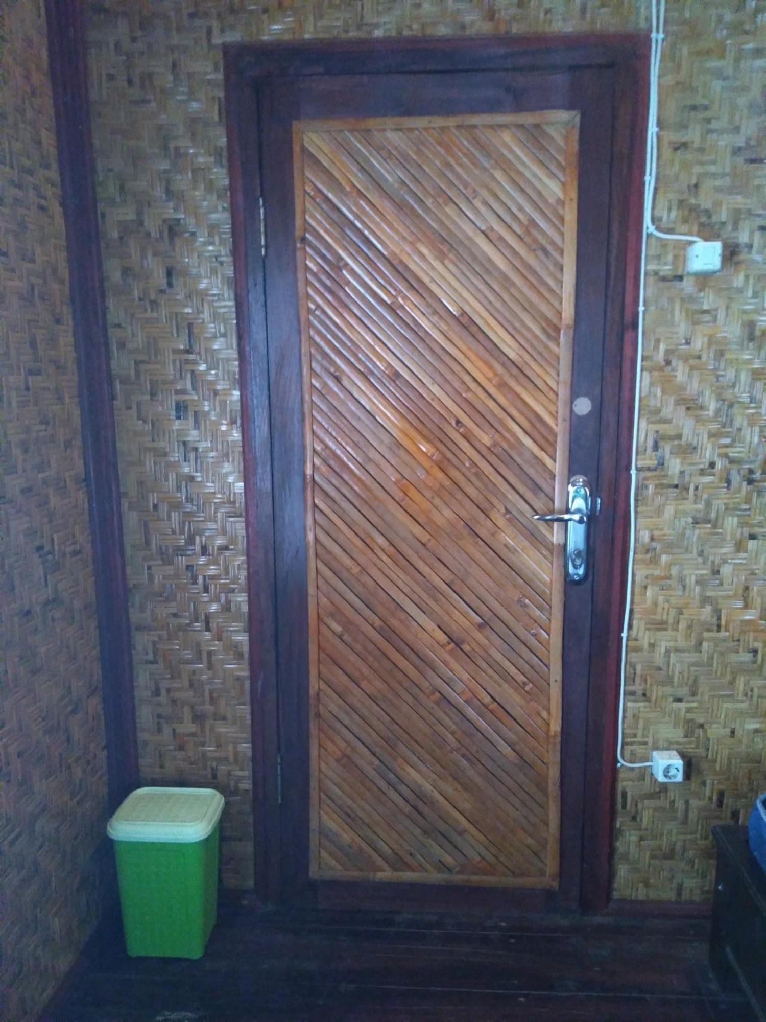 Lima Bintang Gili Trawangan Quarto foto